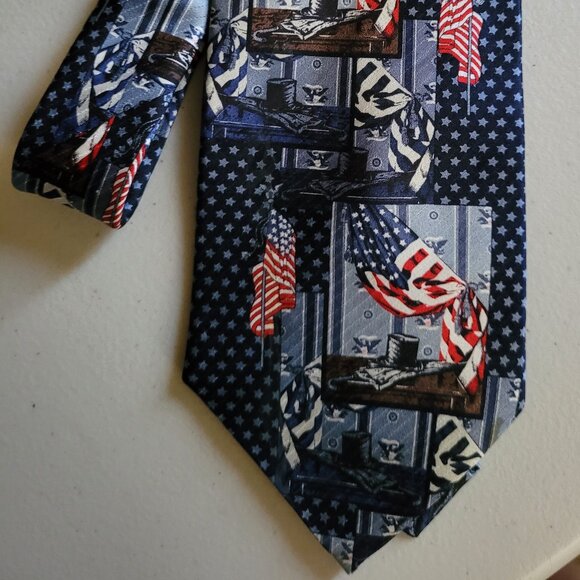 The Saturday Evening Post Patriotic Necktie 100% Silk - Picture 2 of 6